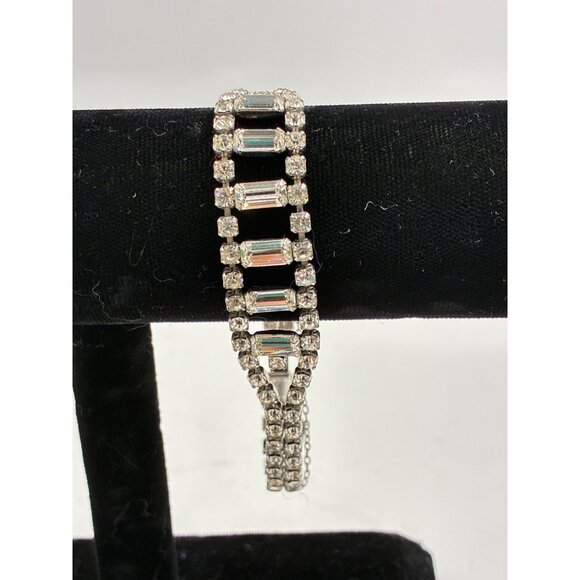 Vintage Pronged Rhinestone Bracelet With Safety Chain - Picture 1 of 5